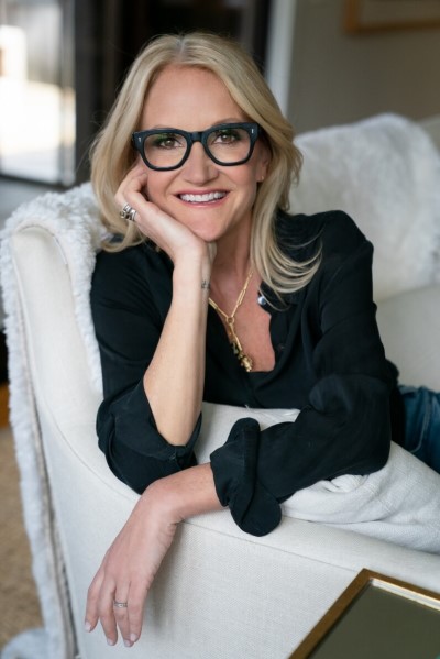 Mel Robbins Portrait